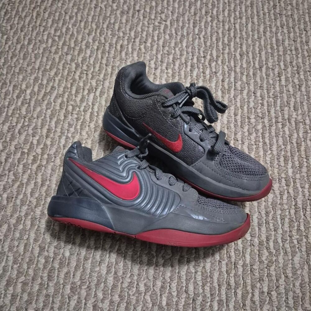 Nike Men's Black and Grey Trainers